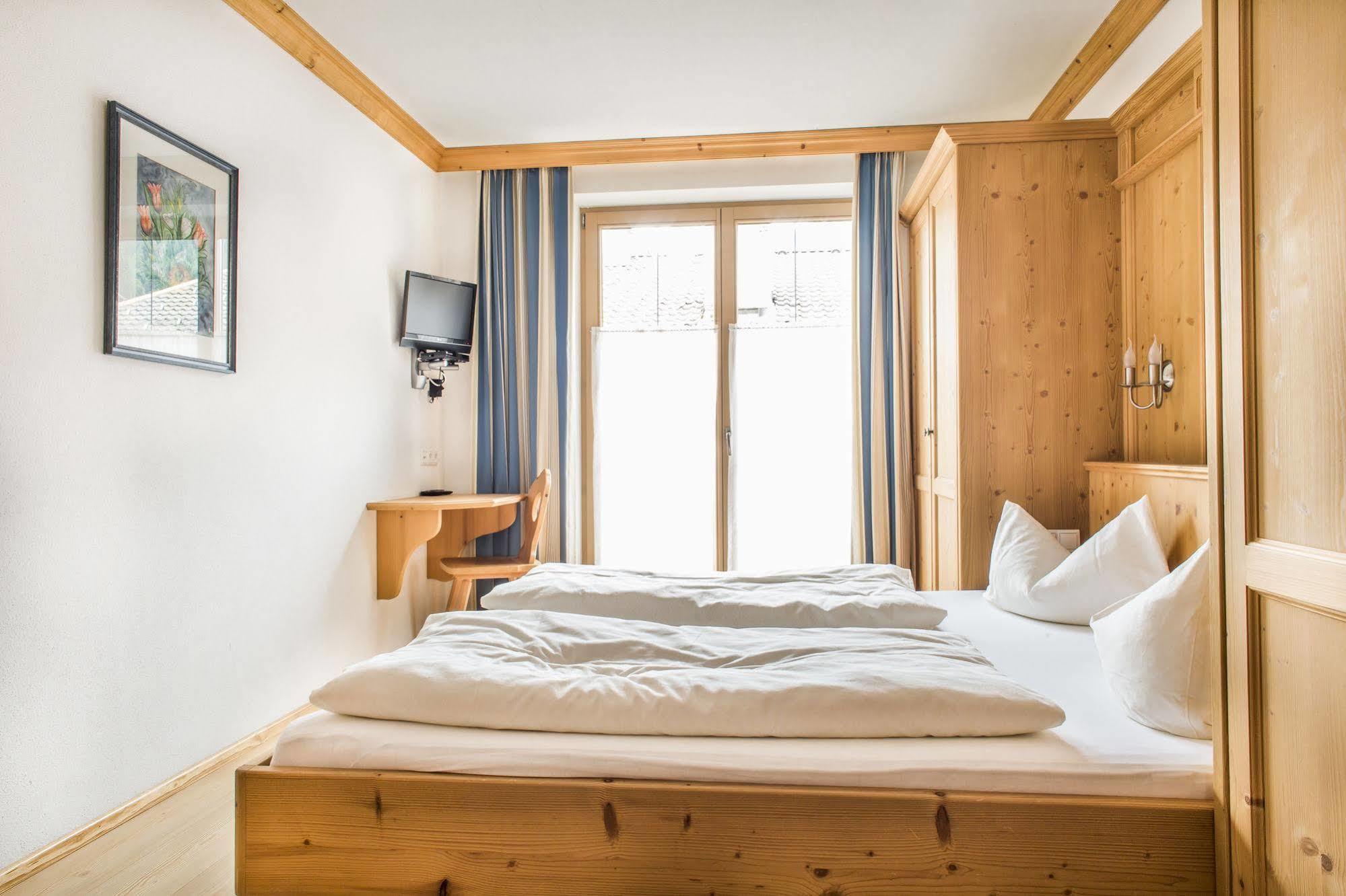 Das Gaestehaus Schneider Am Dorfplatz Alpbach Extérieur photo
