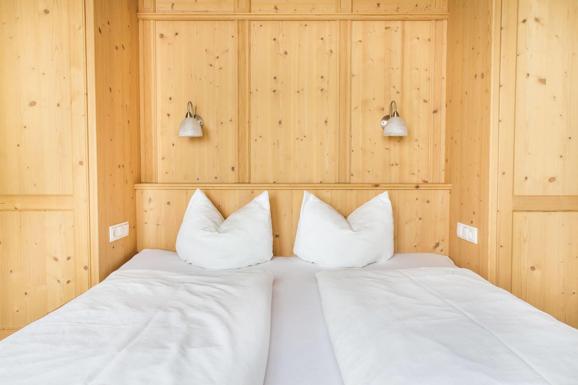 Das Gaestehaus Schneider Am Dorfplatz Alpbach Extérieur photo