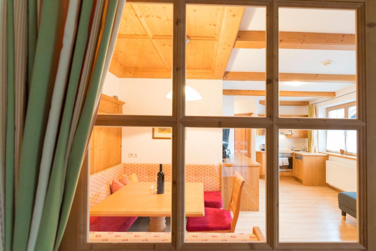 Das Gaestehaus Schneider Am Dorfplatz Alpbach Extérieur photo