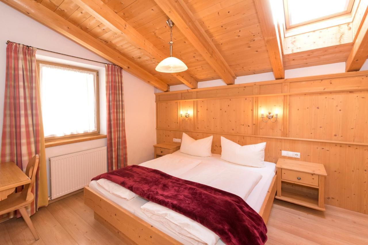 Das Gaestehaus Schneider Am Dorfplatz Alpbach Extérieur photo